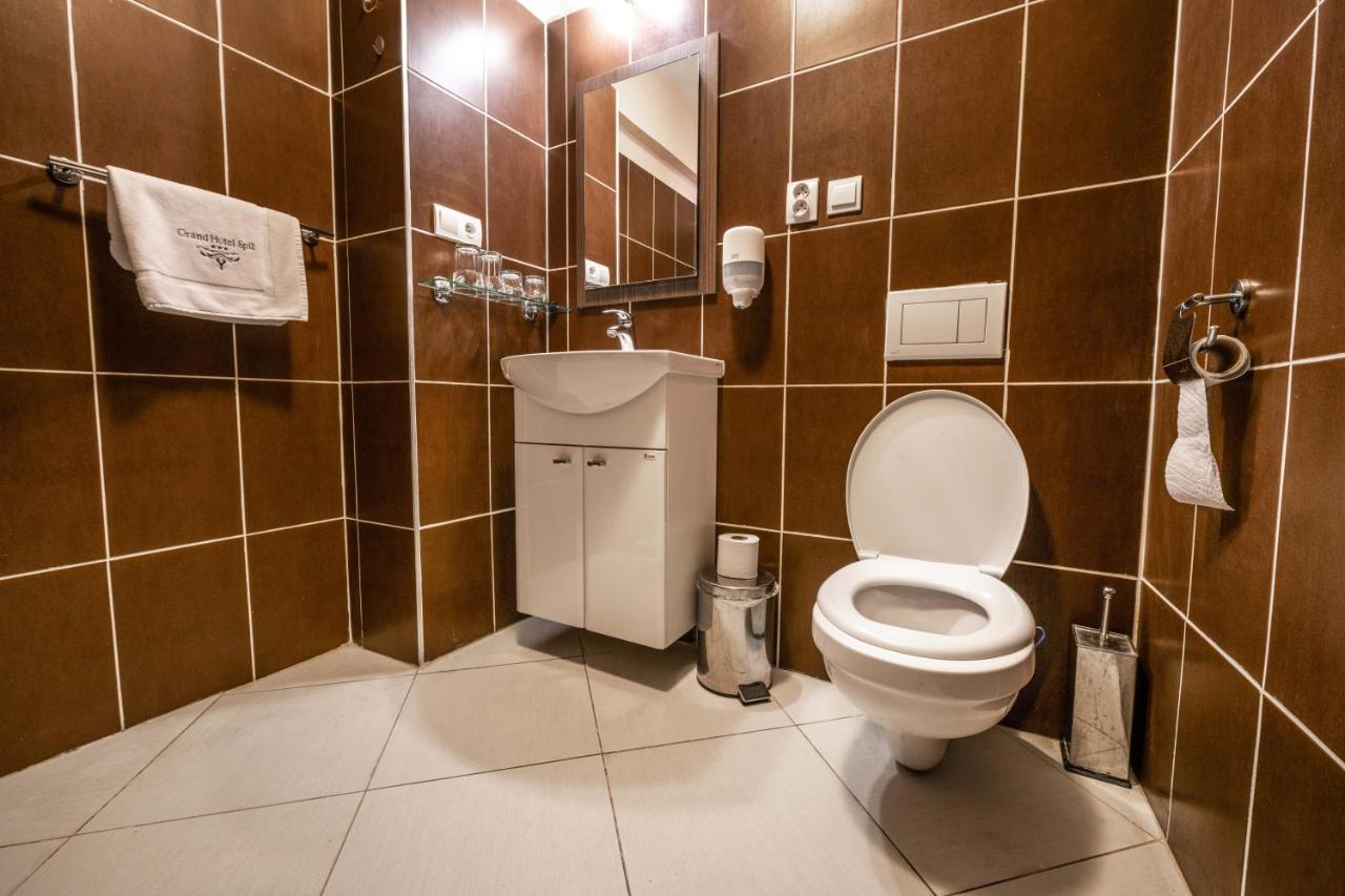 Grand Hotel Rooms Spišské Tomášovce 외부 사진