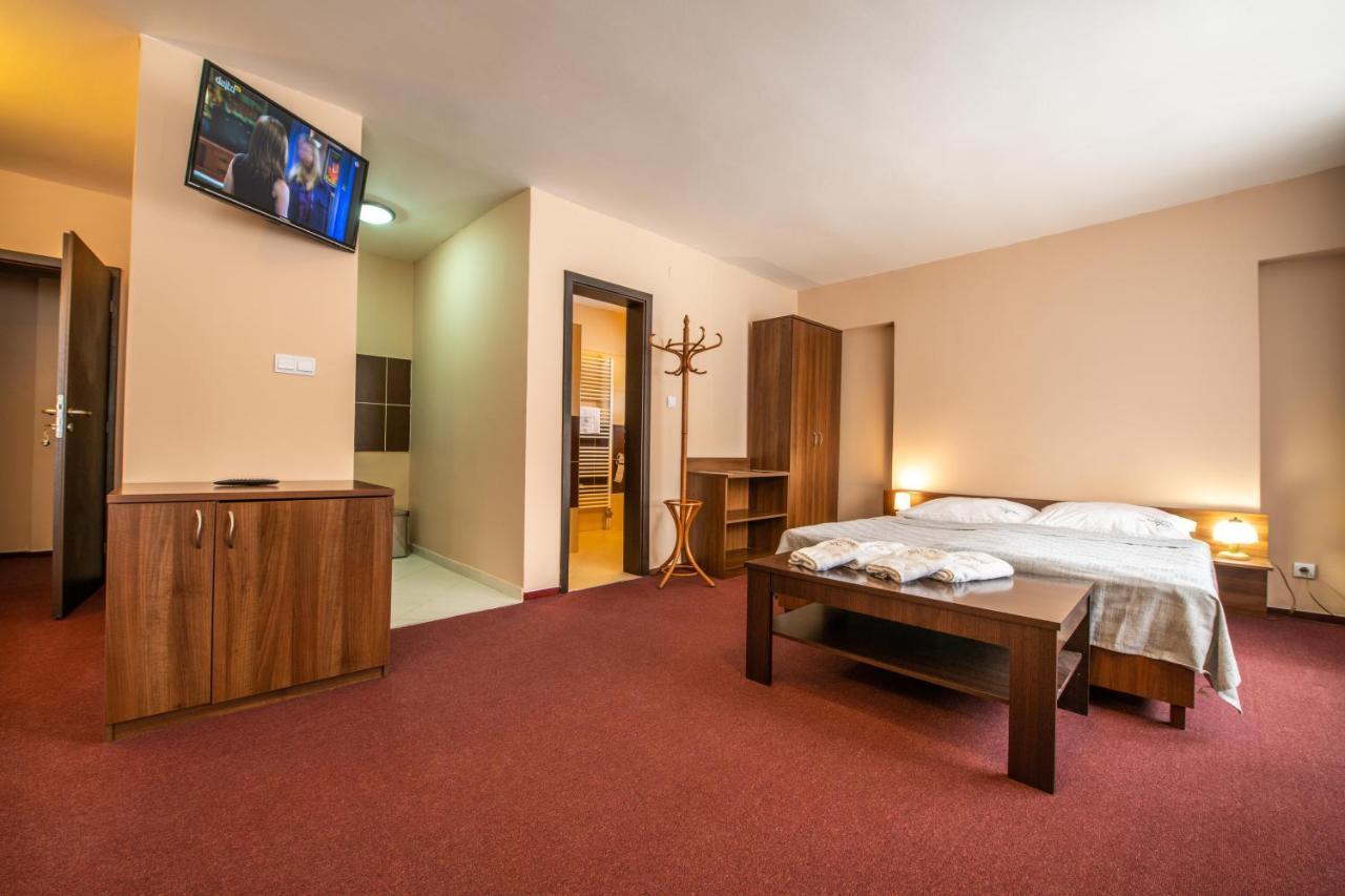 Grand Hotel Rooms Spišské Tomášovce 외부 사진