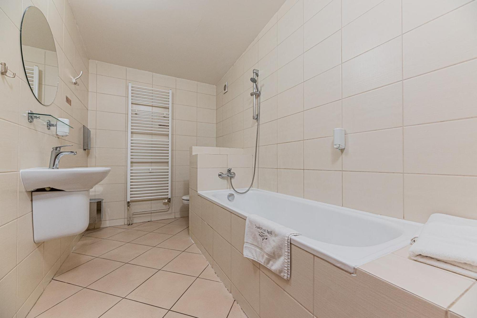 Grand Hotel Rooms Spišské Tomášovce 외부 사진
