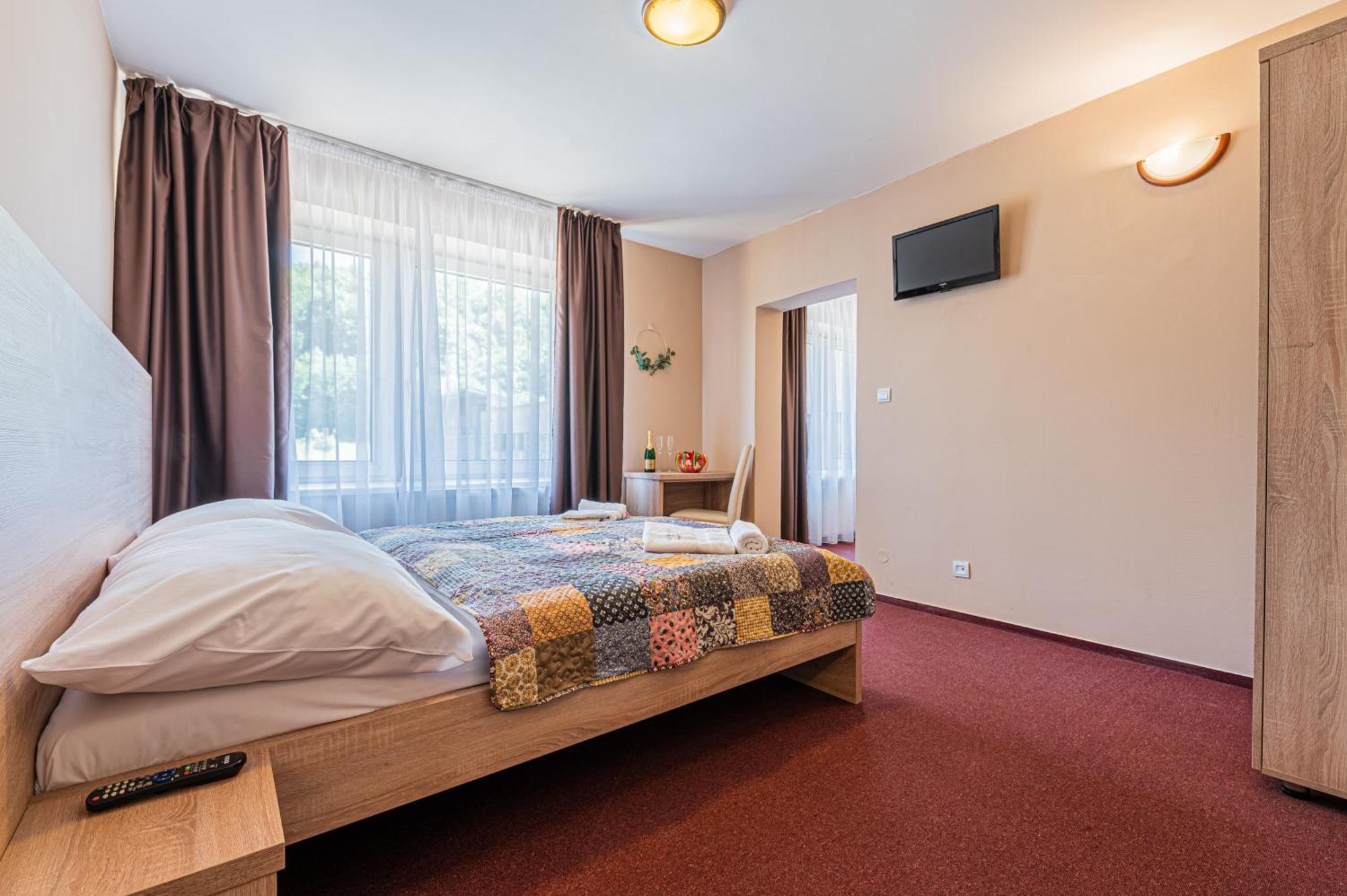 Grand Hotel Rooms Spišské Tomášovce 외부 사진