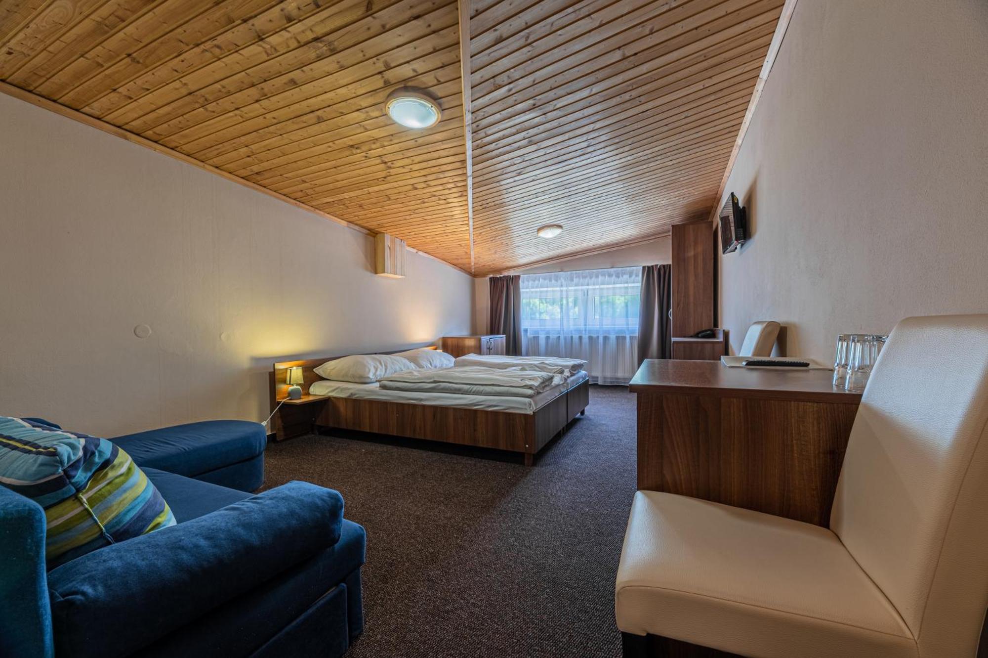 Grand Hotel Rooms Spišské Tomášovce 외부 사진